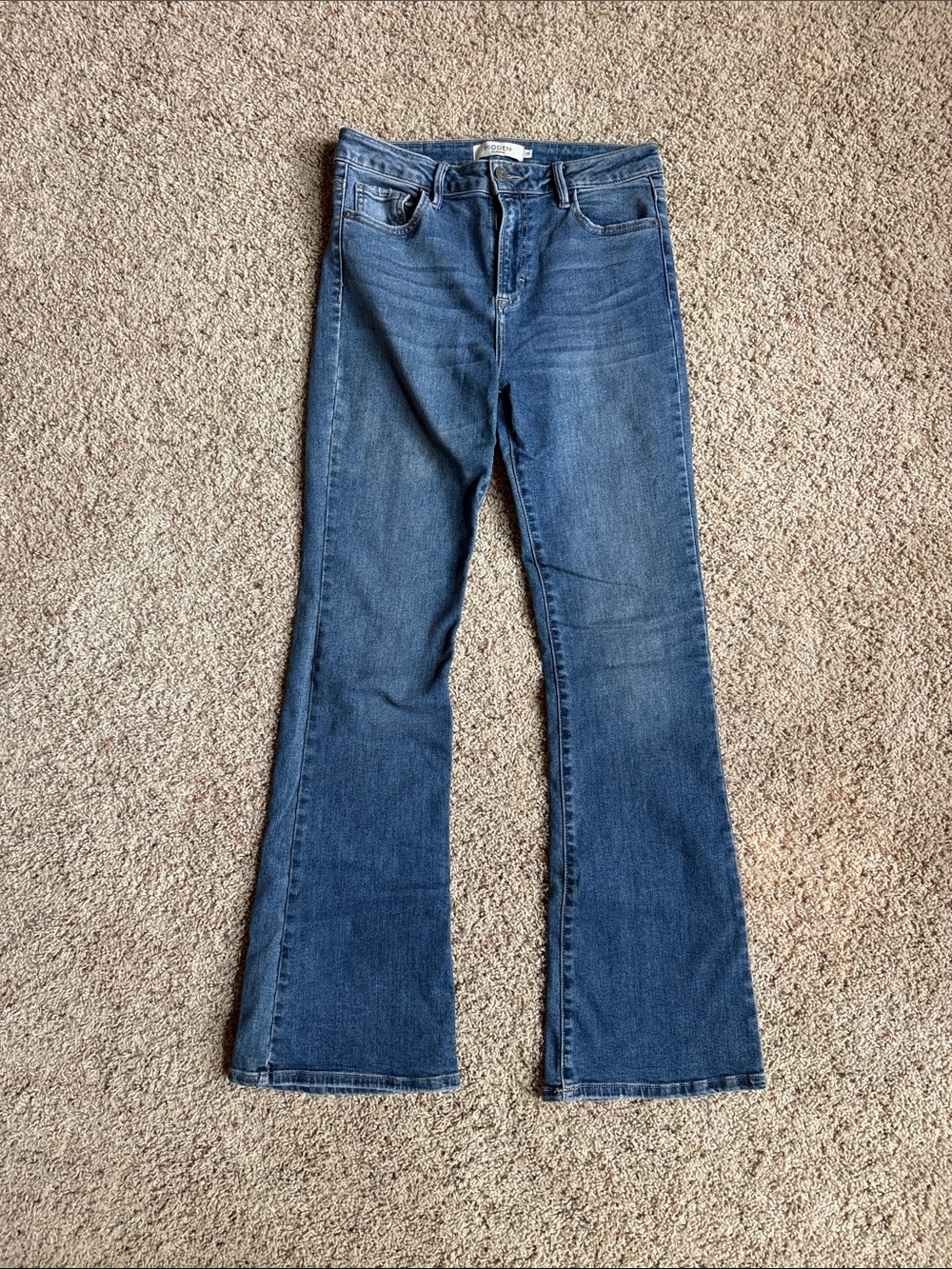 Hidden High-Rise Dark Blue Flare Jeans